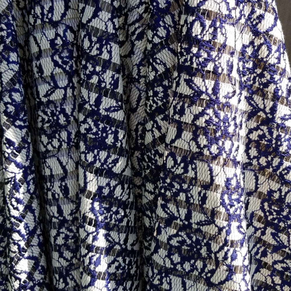 🆕👗 Flare Lace Dress! - Picture 8 of 8